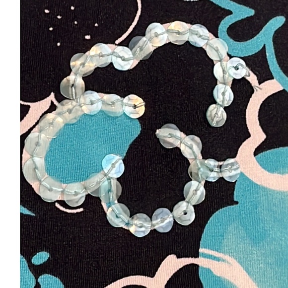 EUC Stretchy floralshort sleeve top from INC International Concepts, size MP - Picture 7 of 7